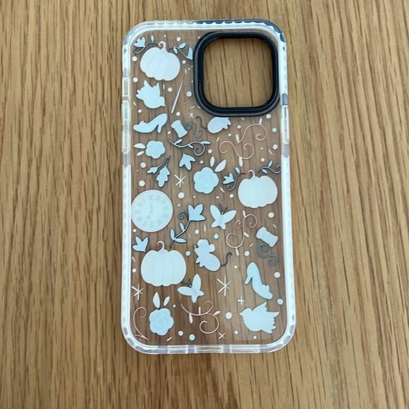 Cinderella phone case🤩 pixie cases iPhone 13 Pro Max 😍 - Picture 2 of 2